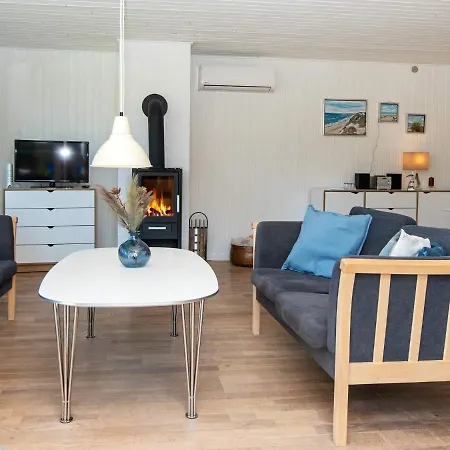 Xxi Holiday home